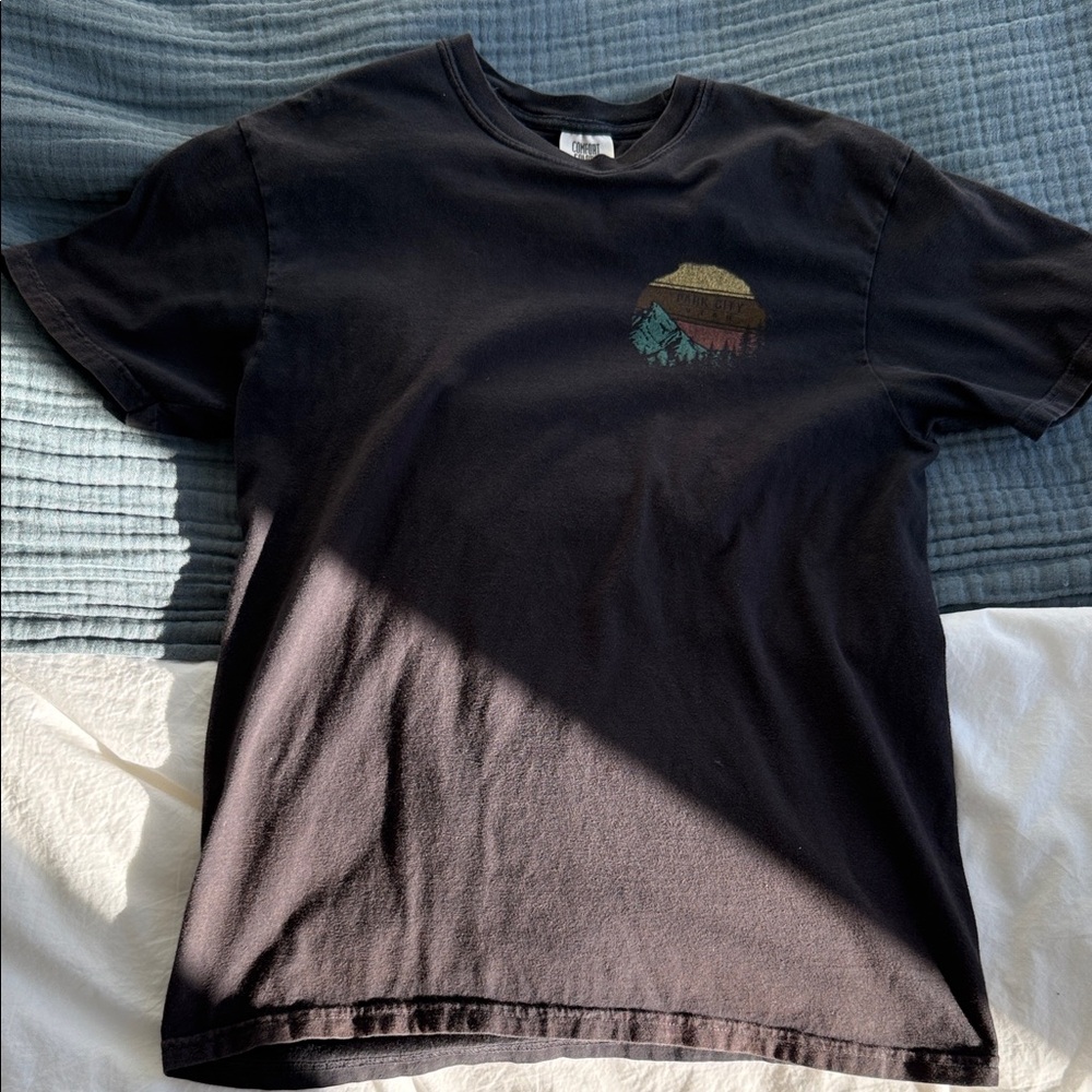 Men's Black Graphic T-Shirt - pair City Utah